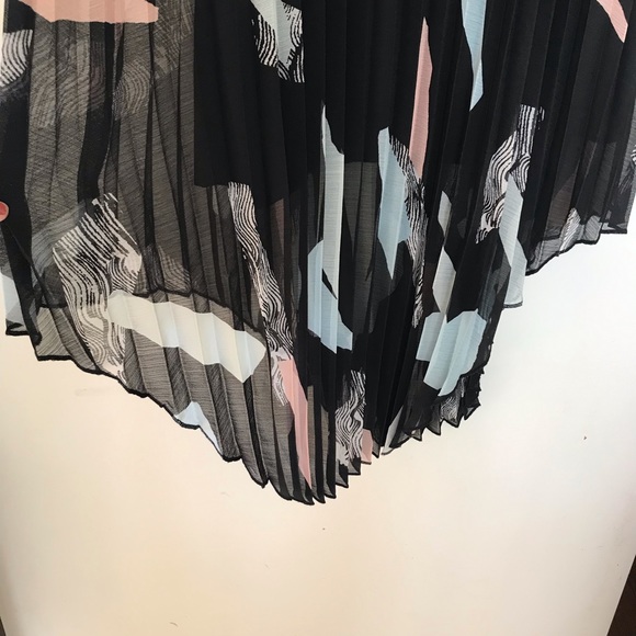 💠 accordion pleated dress formal sleeveless wedding guest asymmetrical Bar III - Picture 3 of 5